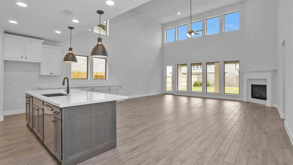 Cypress, TX 77433,21110 Cove Coast DR