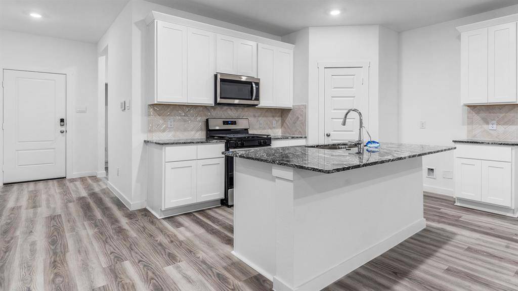 Angleton, TX 77515,308 Robin ST