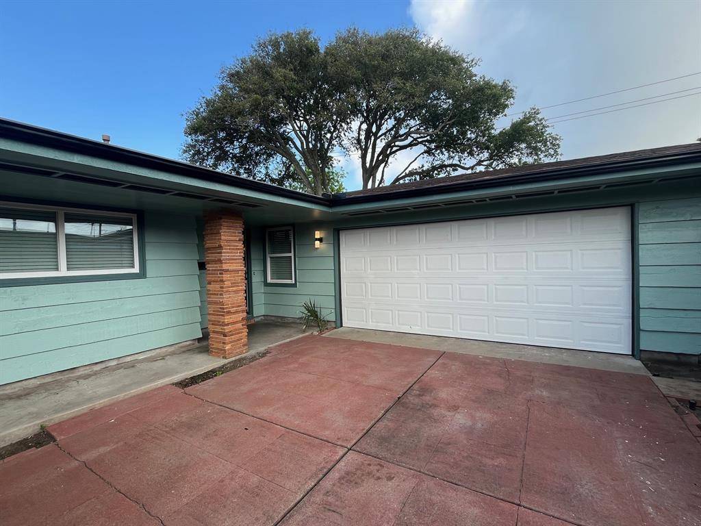 Galveston, TX 77551,6514 Golf Crest DR