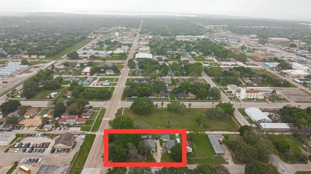 Texas City, TX 77590,824 2nd AVE N