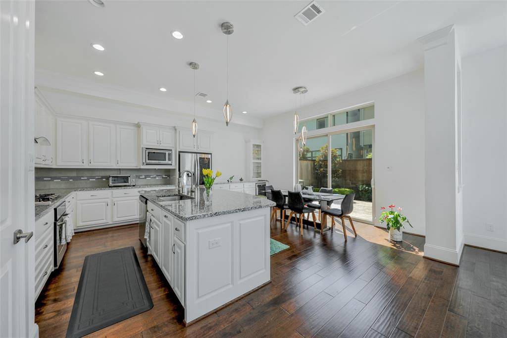 Houston, TX 77043,11015 Ayrshire Park LN