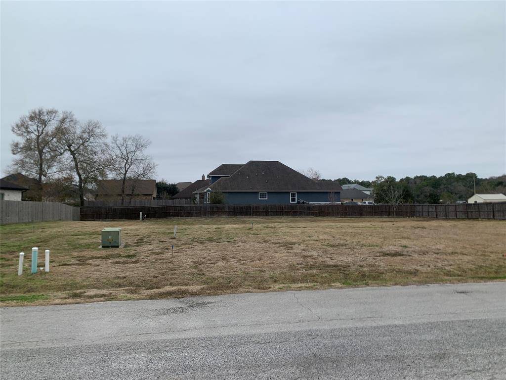 Dickinson, TX 77539,4936 Bayou Drive