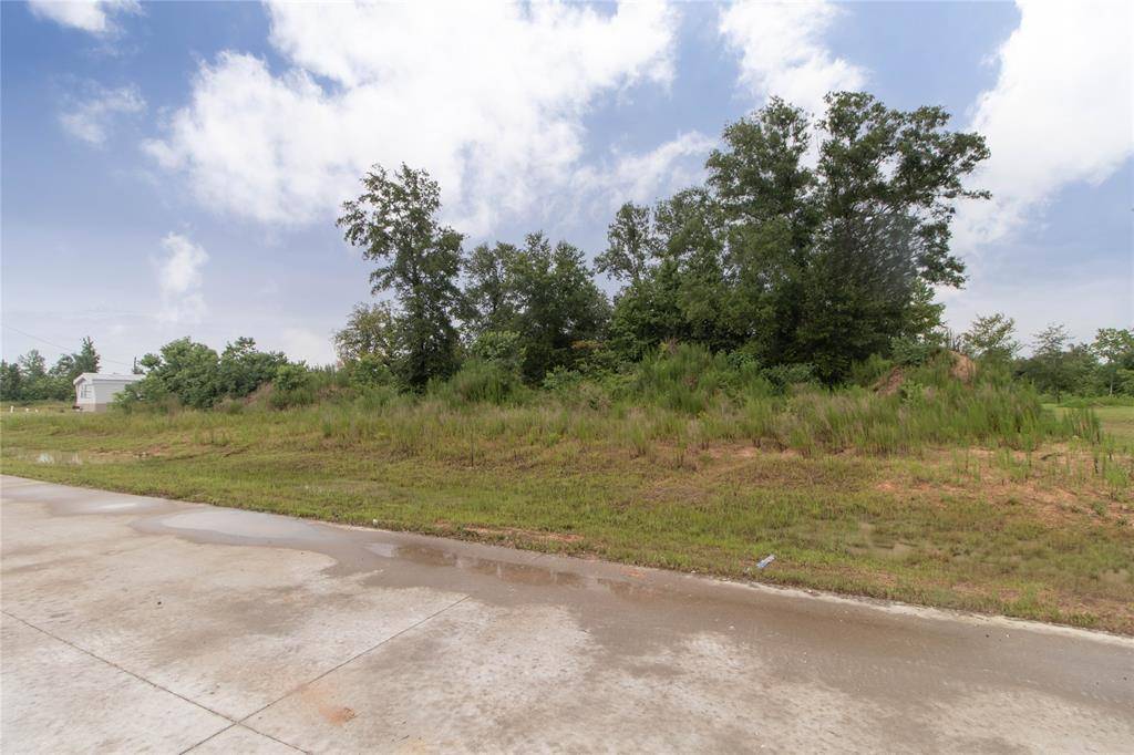 Cleveland, TX 77327,717 Road 5914 09