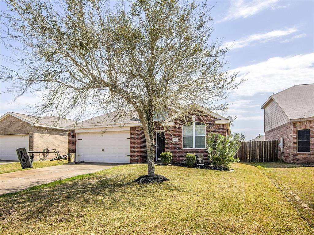 La Marque, TX 77568,887 Driftwood LN