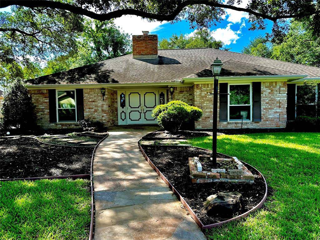 Sugar Land, TX 77478,3007 Broadmoor DR