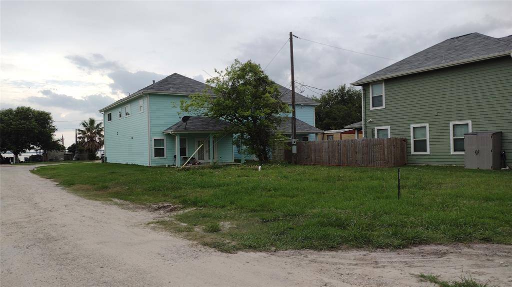 Baytown, TX 77523,114 Canvasback Cay ST S