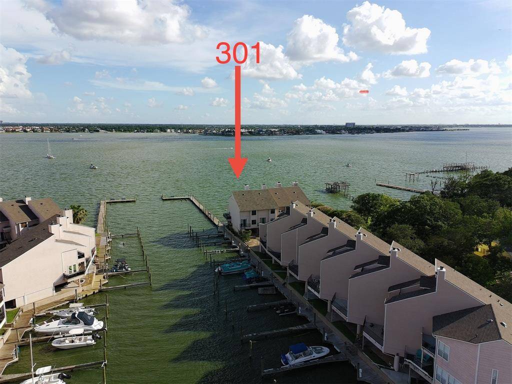 Seabrook, TX 77586,3663 Nasa Pkwy #301