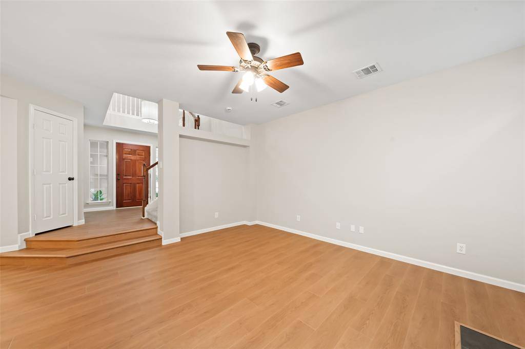 The Woodlands, TX 77382,10 Alderon Woods PL