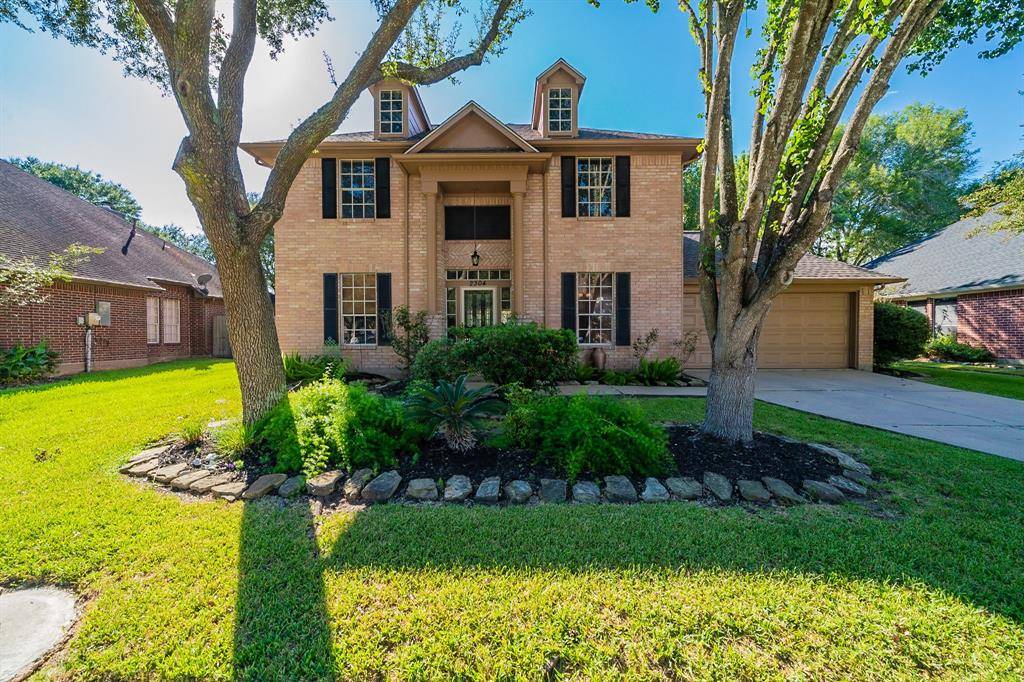 Friendswood, TX 77546,2304 N Mission CIR