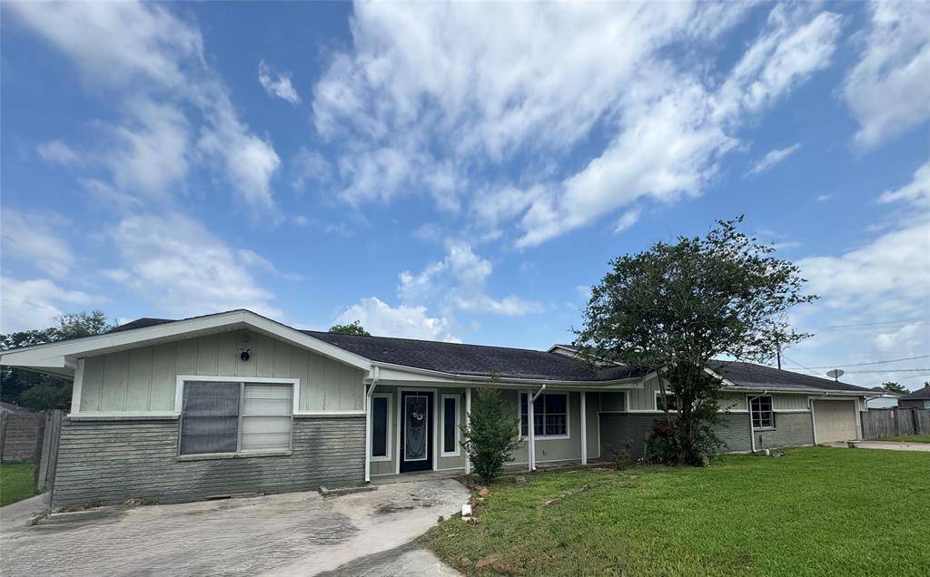 Bridge City, TX 77611,805 Dugas ST