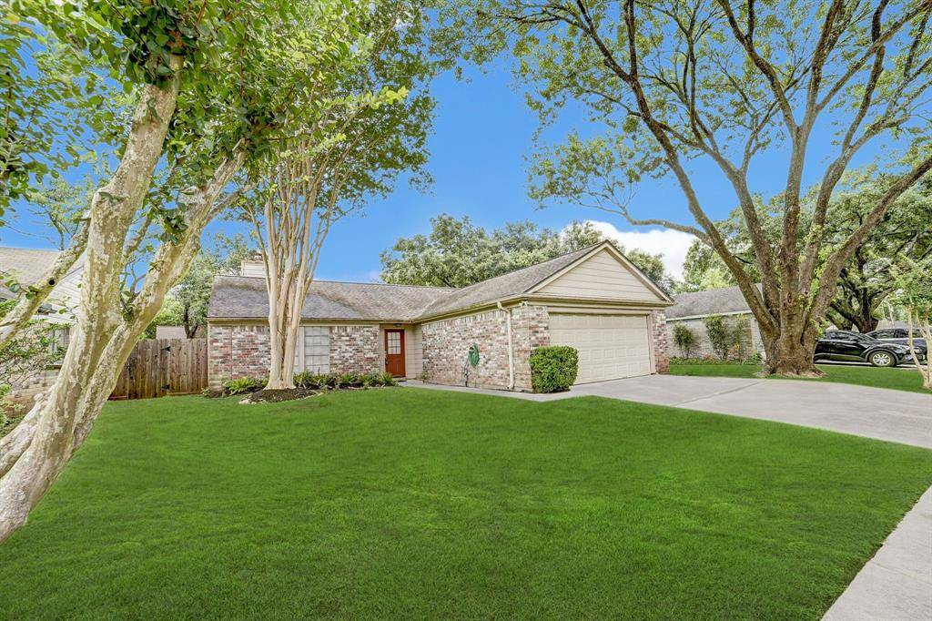 Sugar Land, TX 77479,2615 Lively LN