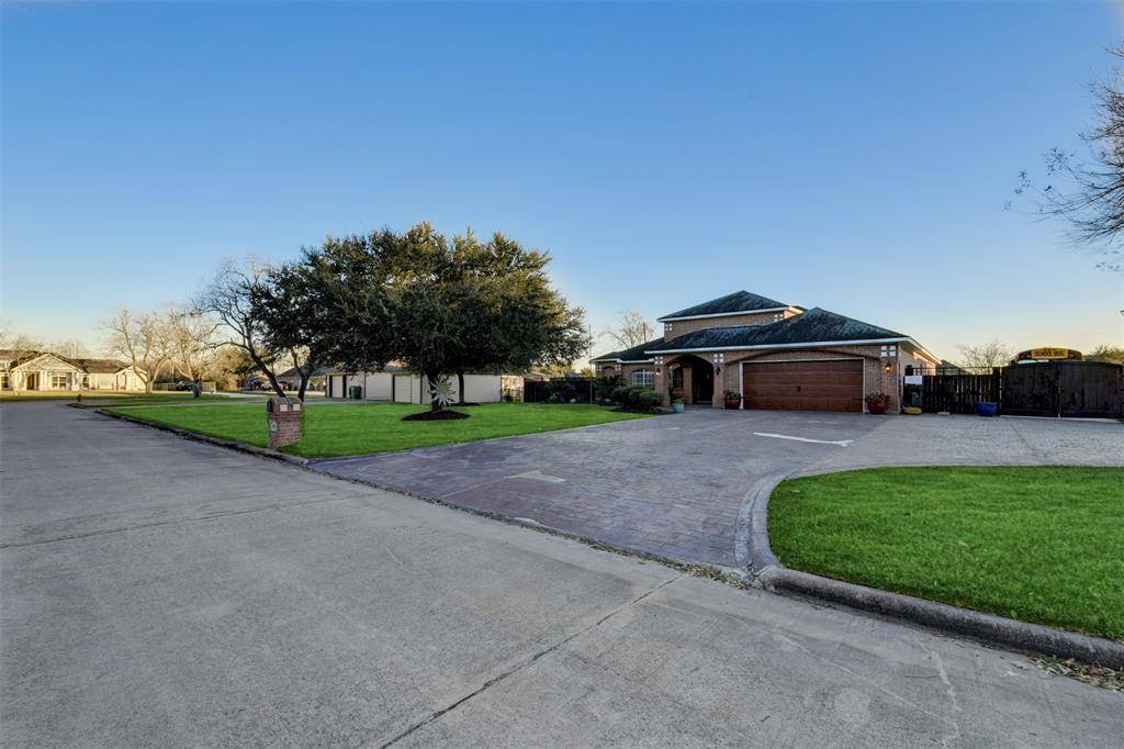 La Marque, TX 77568,628 Westwood CIR