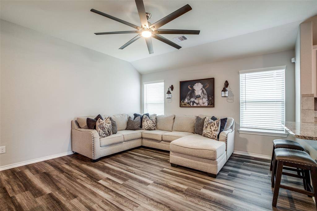 Katy, TX 77493,25707 Bottlebrush Sedge ST