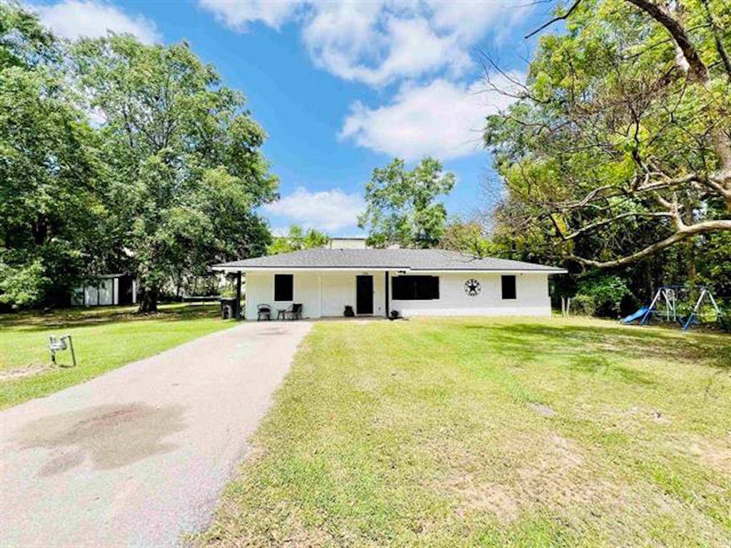 Vidor, TX 77662,205 Reynolds LN