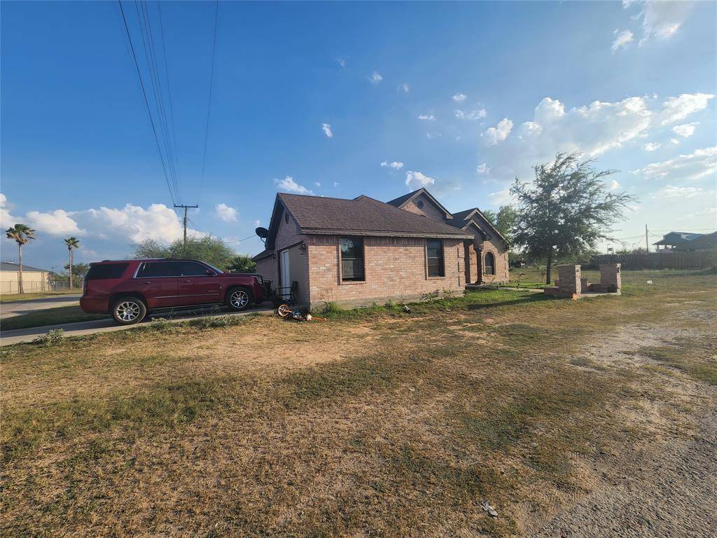 Hebbronville, TX 78361,702 S Cedar ST