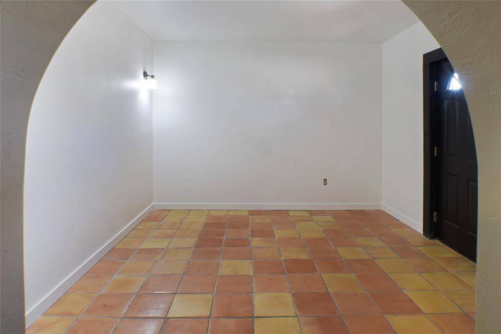Friona, TX 79035,401 W 15th ST
