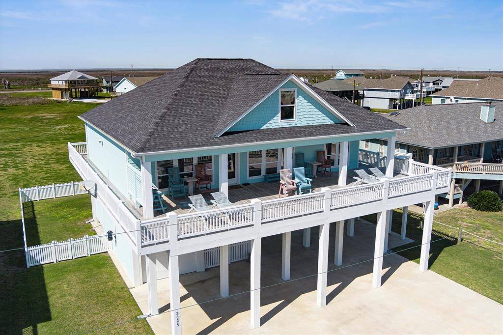 Crystal Beach, TX 77650,3025 Carioca CT