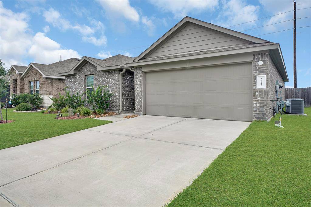 Katy, TX 77449,5643 Providence Green CT