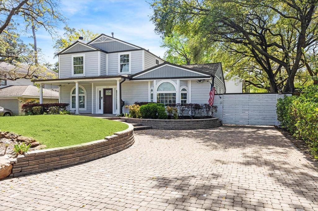 Houston, TX 77018,819 Azalea ST