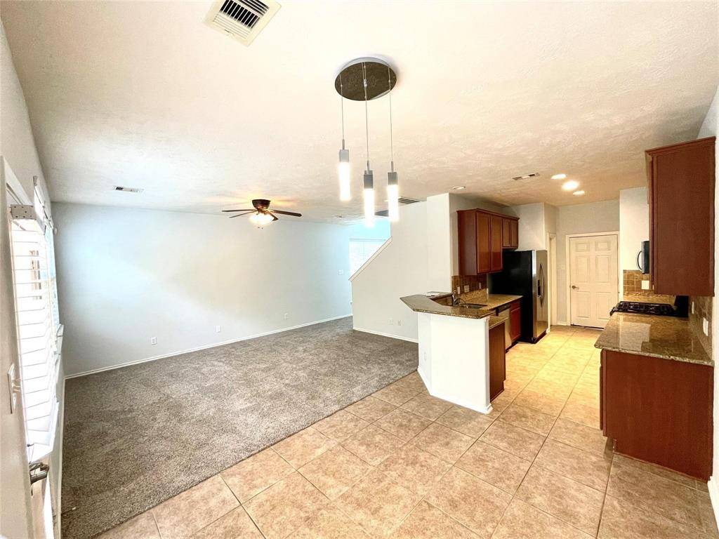 The Woodlands, TX 77354,7 Whitekirk PL
