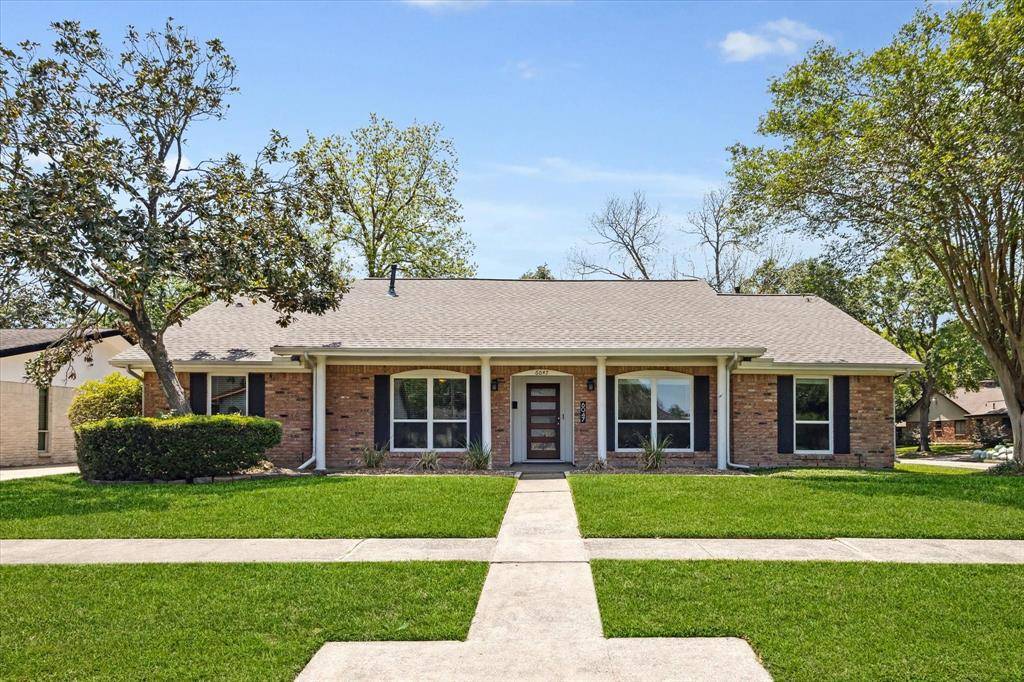 Houston, TX 77096,6047 Dumfries DR
