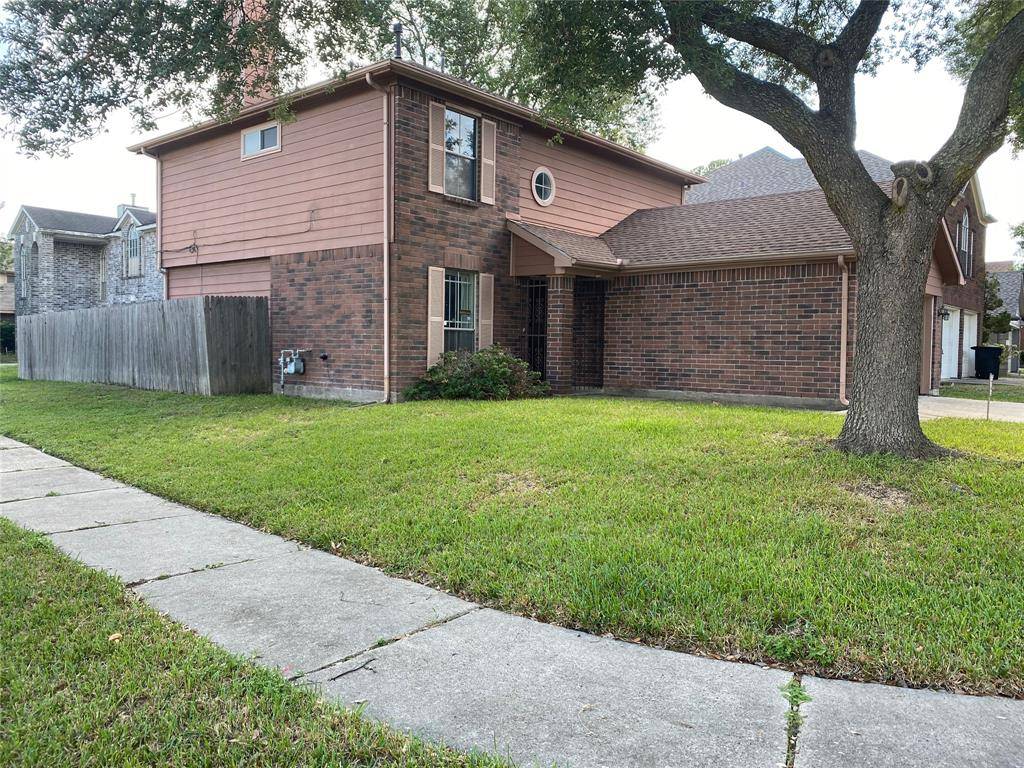 Houston, TX 77088,8818 High Mountain DR