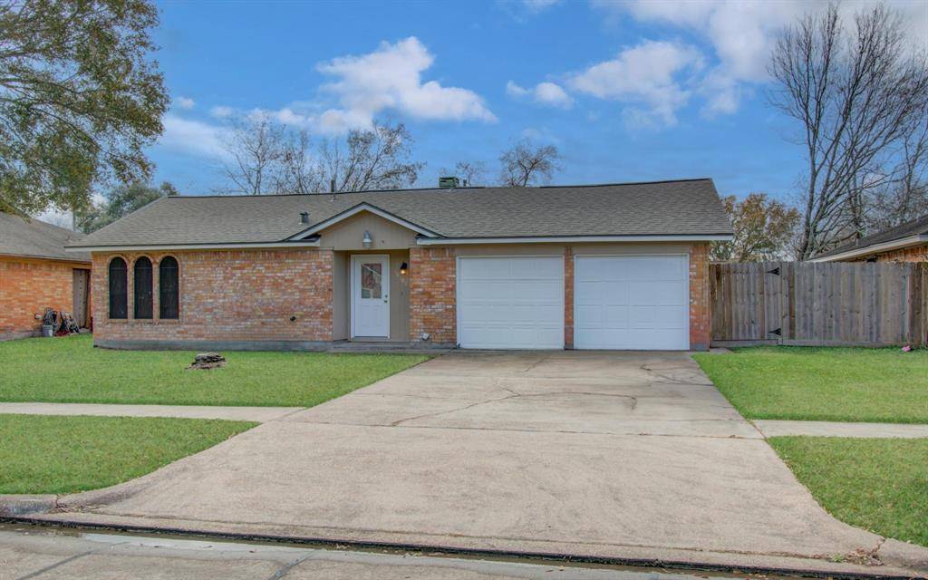 La Porte, TX 77571,10102 Winding Trail RD