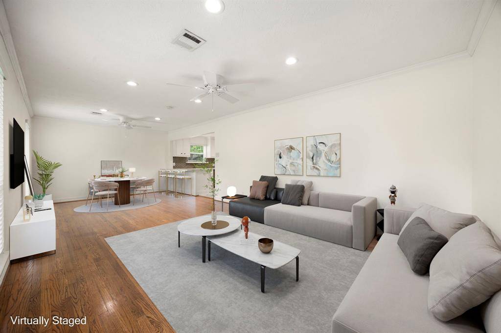 Houston, TX 77055,9762 Tappenbeck DR
