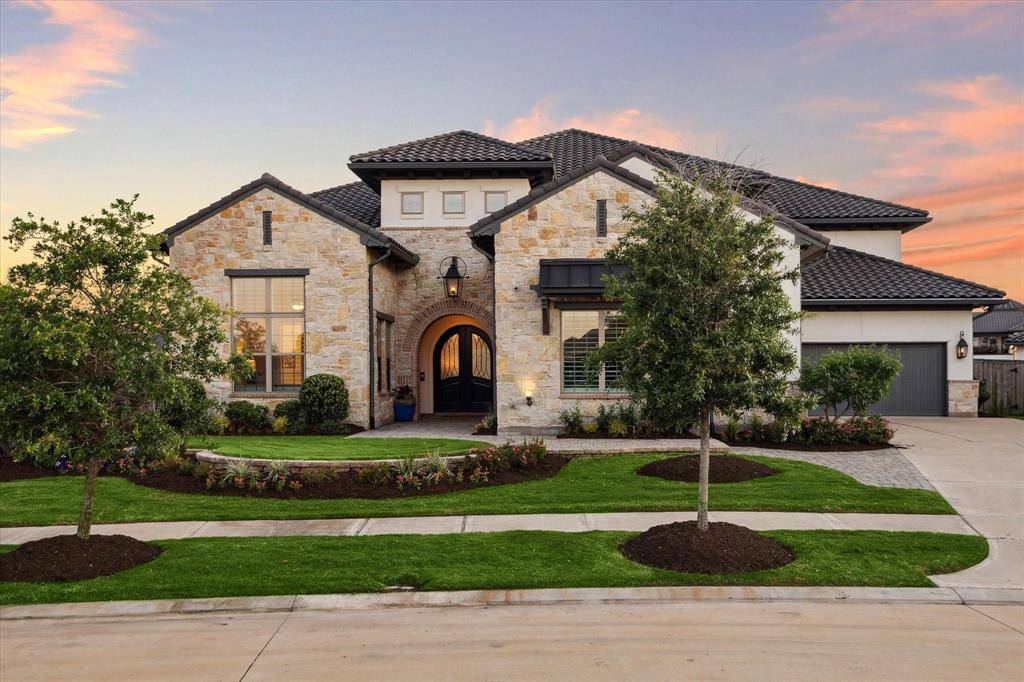 Sugar Land, TX 77479,5818 Queensborough