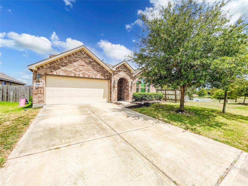 Rosharon, TX 77583,5219 Green Heath LN