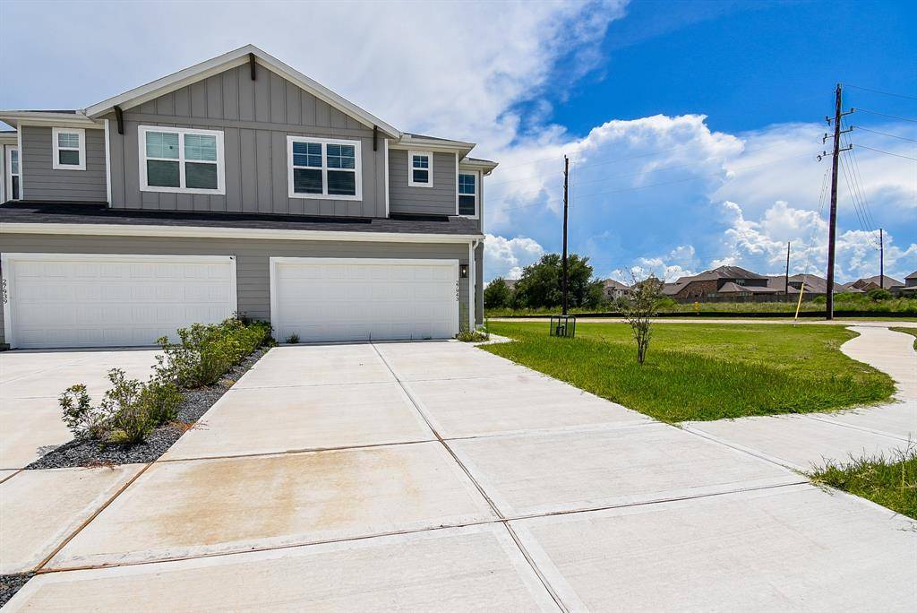 Katy, TX 77494,27943 Western Creek Ct