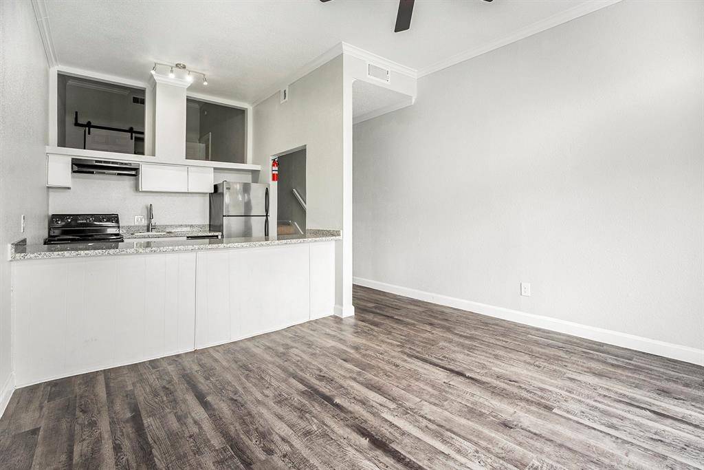 Galveston, TX 77551,7820 Seawall BLVD #209