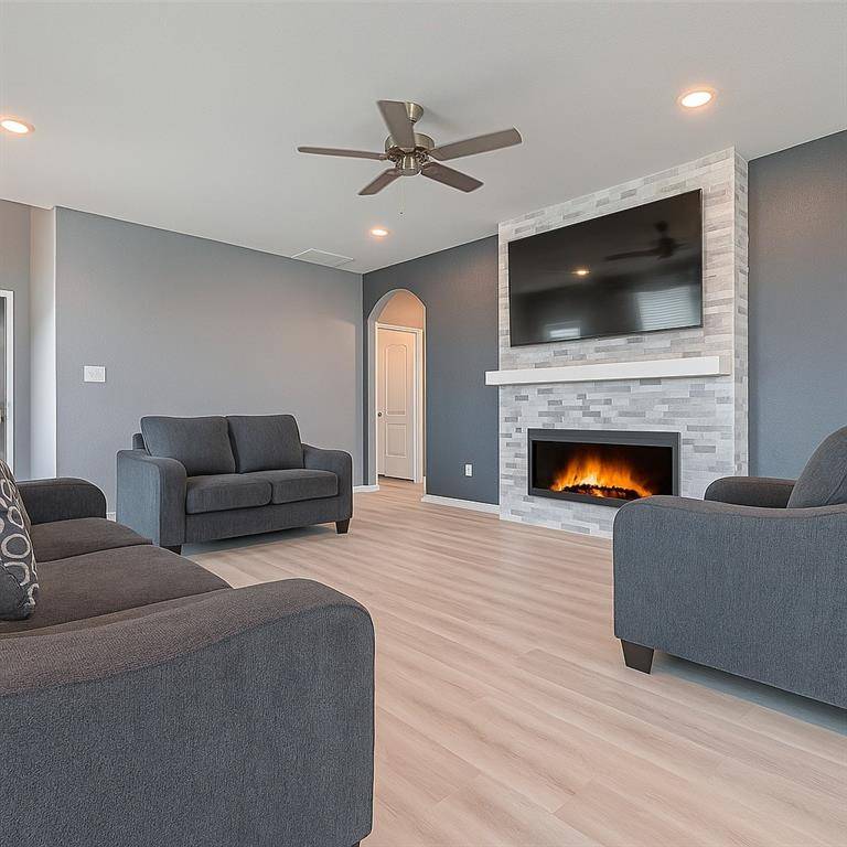 Houston, TX 77044,10027 Yanet Grove LN