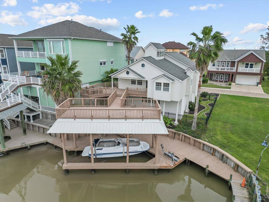 San Leon, TX 77539,132 Starboard DR