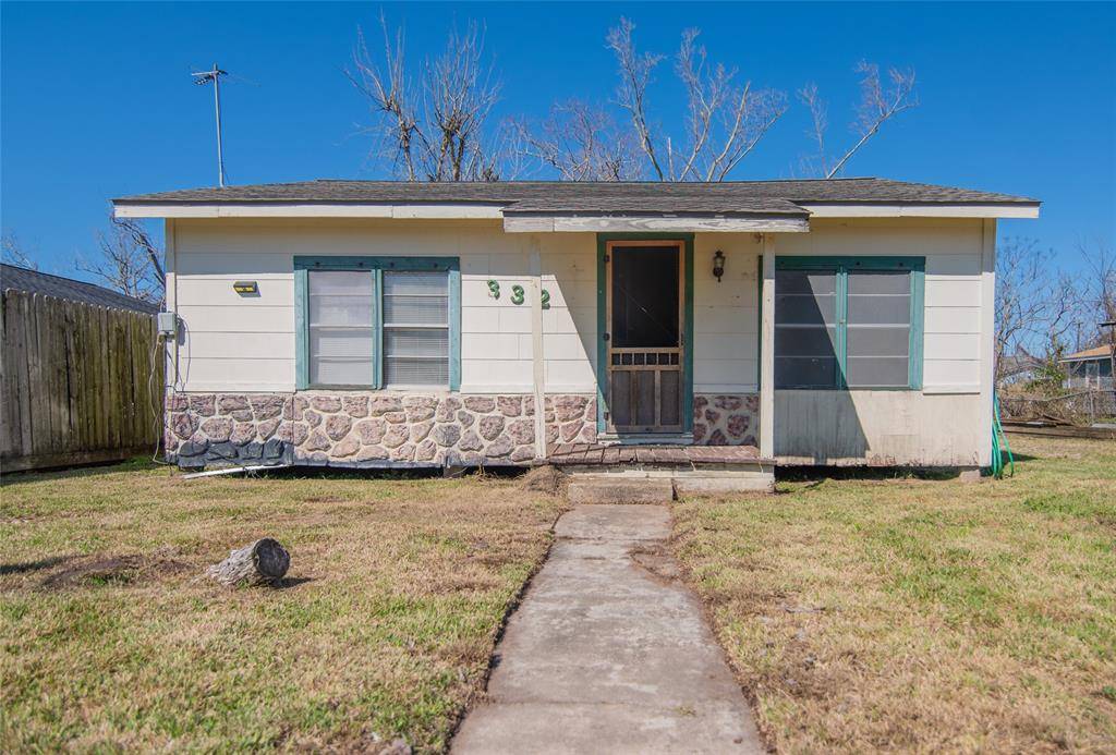 Clute, TX 77531,332 Avery ST