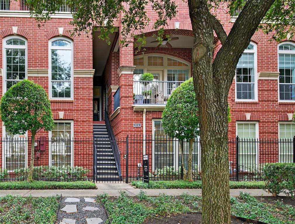 Houston, TX 77006,406 McGowen ST