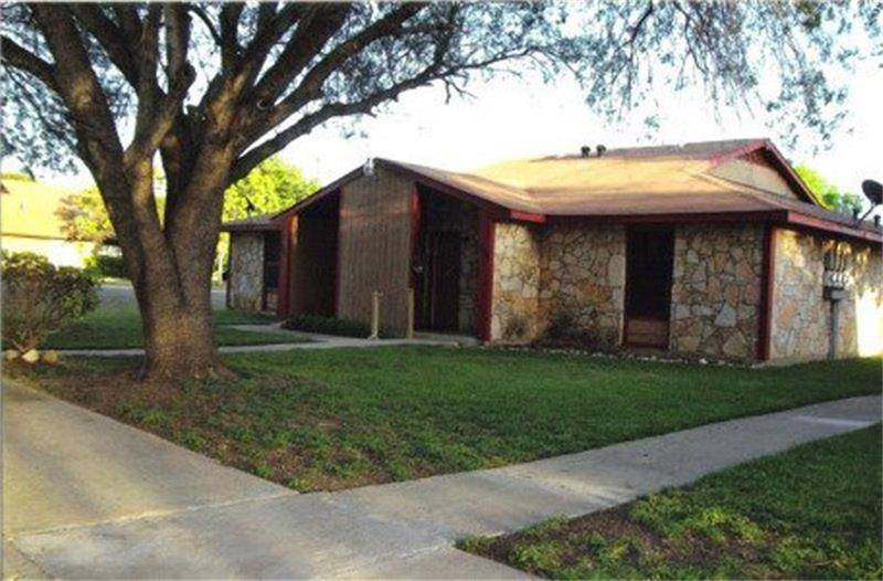 Hondo, TX 78861,3100 Avenue Q