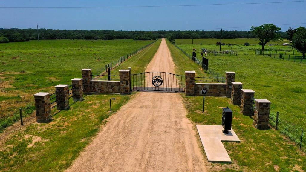 Alleyton, TX 78935,0000 E Grand Oaks