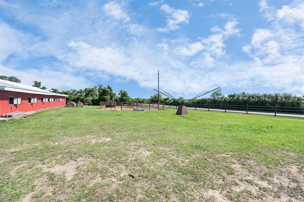 Hempstead, TX 77445,17725 Cochran RD