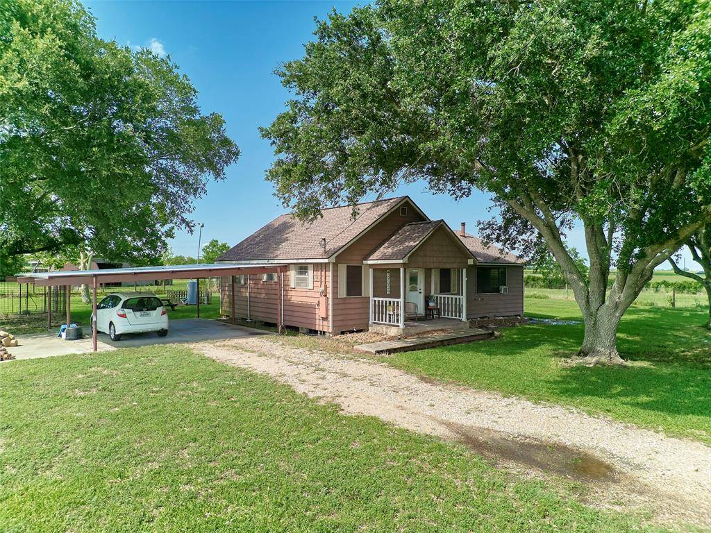 Damon, TX 77430,27924 County Road 21