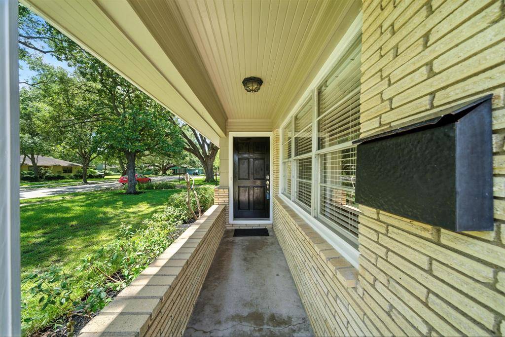 Bellaire, TX 77401,808 Carol ST