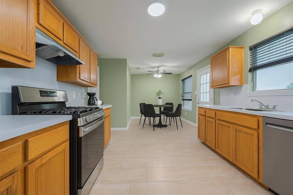 Houston, TX 77065,10834 Glenora DR