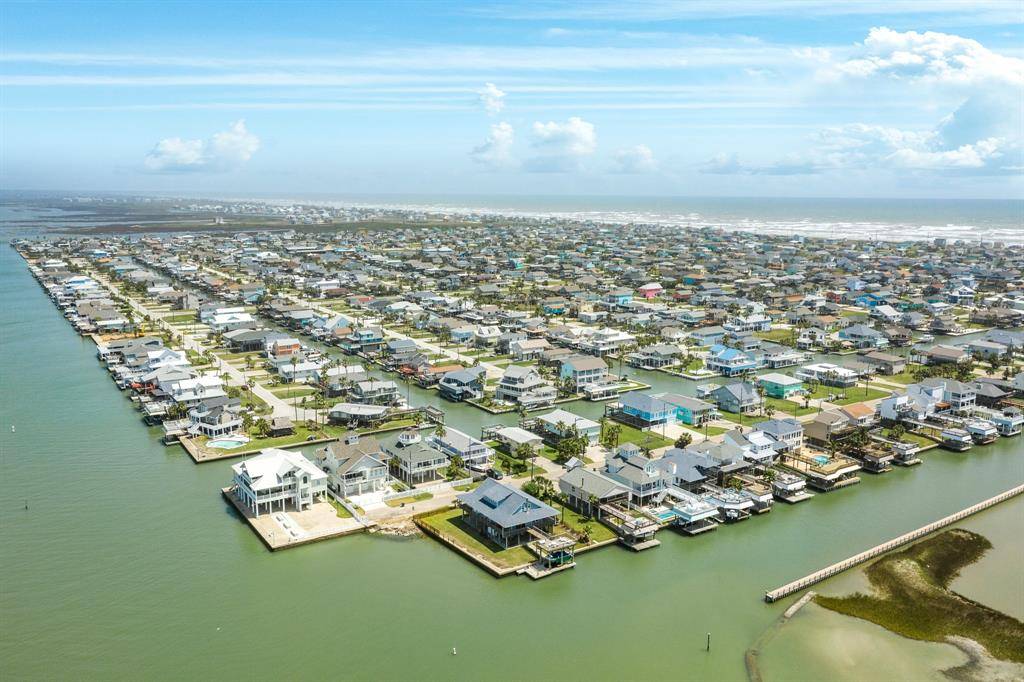 Galveston, TX 77554,3718 Nueces DR