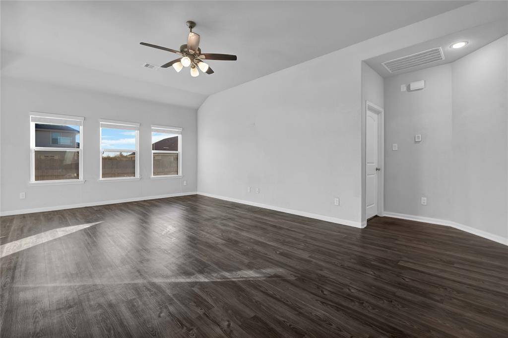 Willis, TX 77318,13010 Laura Lake DR
