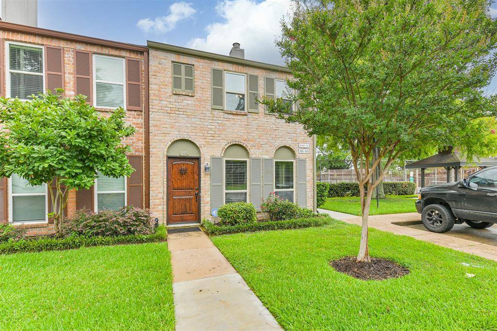 Houston, TX 77092,5801 Lumberdale RD #125