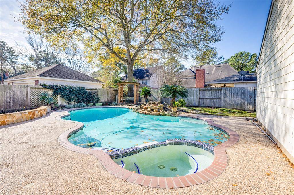 Houston, TX 77095,7807 Leaf Point CT