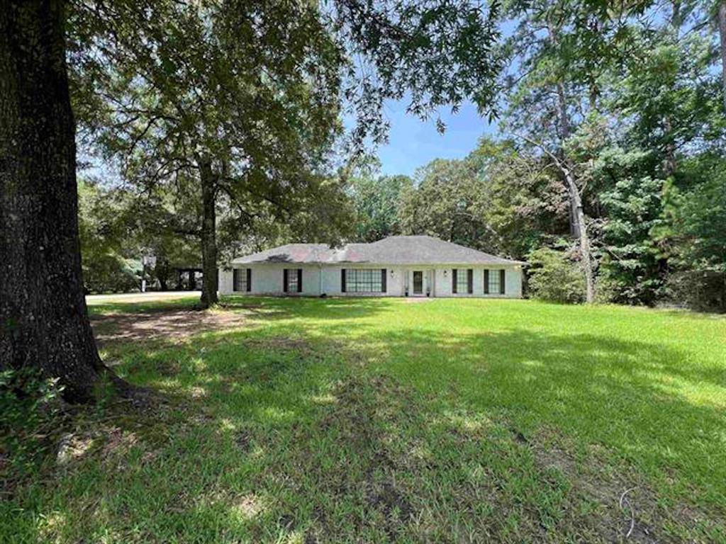 Vidor, TX 77662,425 Lawrence LN