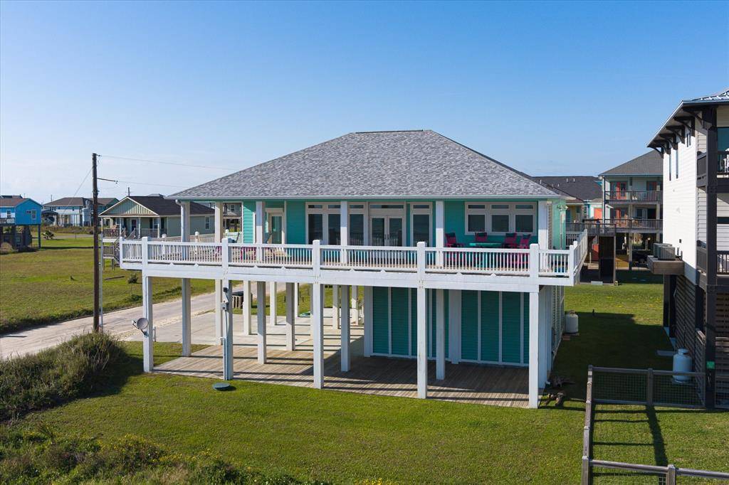 Crystal Beach, TX 77650,852 W Lazy LN W