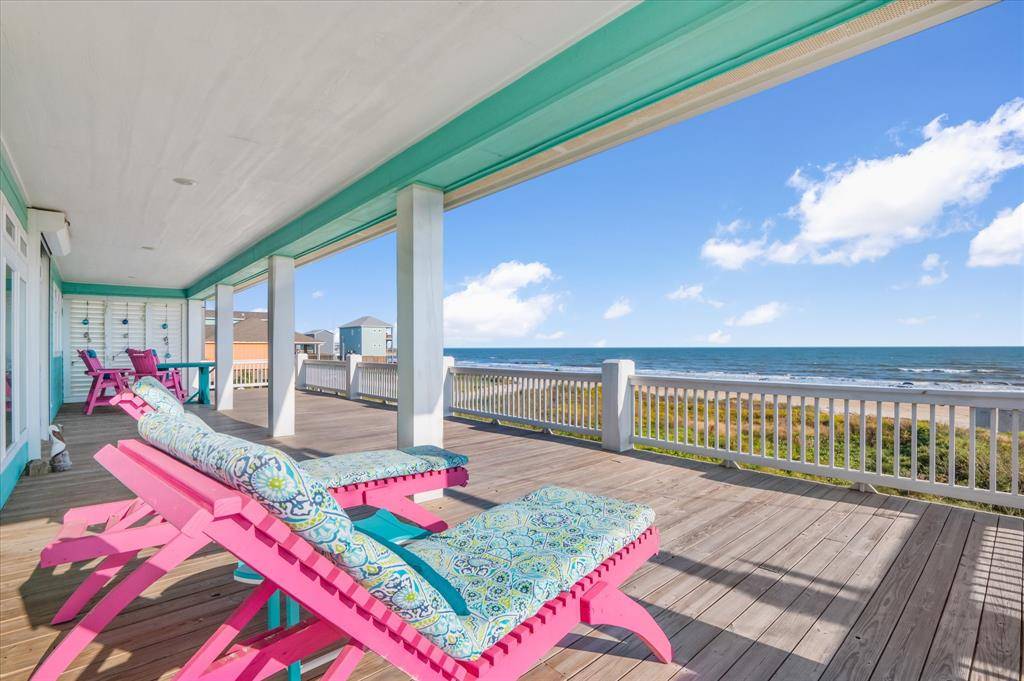 Crystal Beach, TX 77650,852 W Lazy LN W