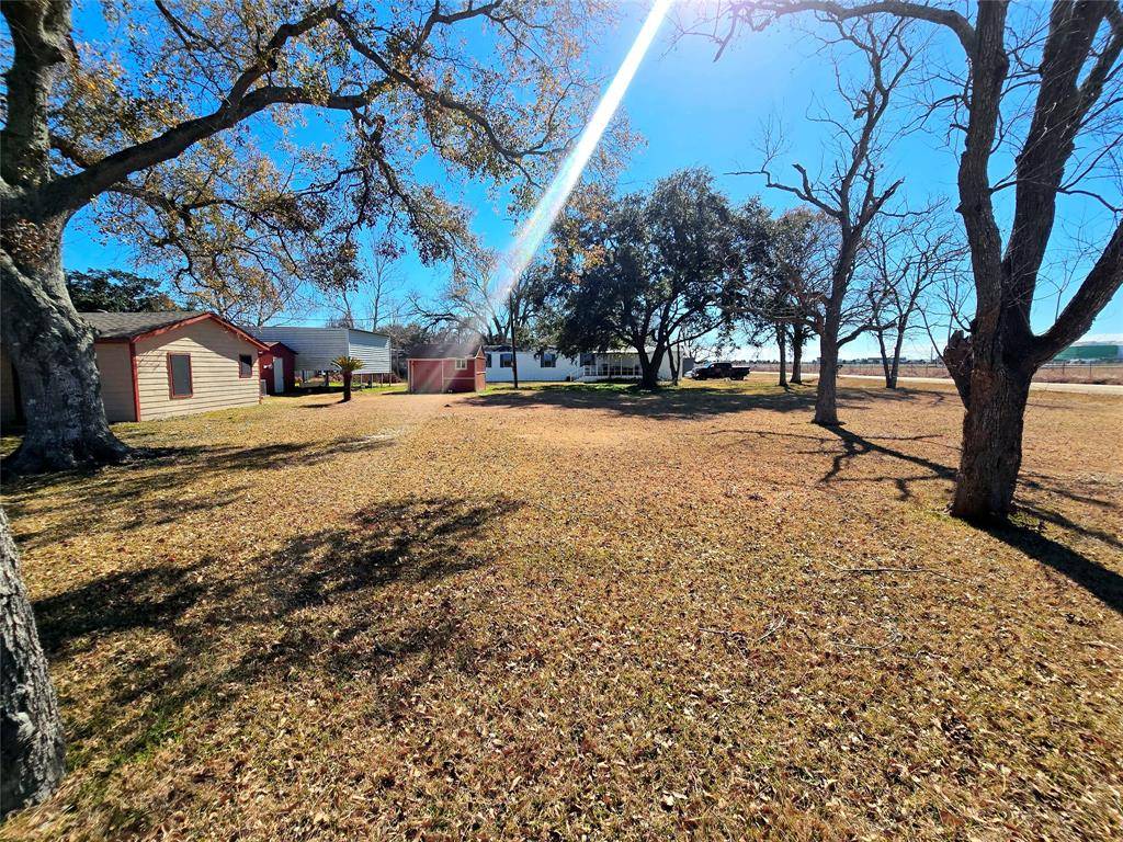 Van Vleck, TX 77482,00 Avenue G E